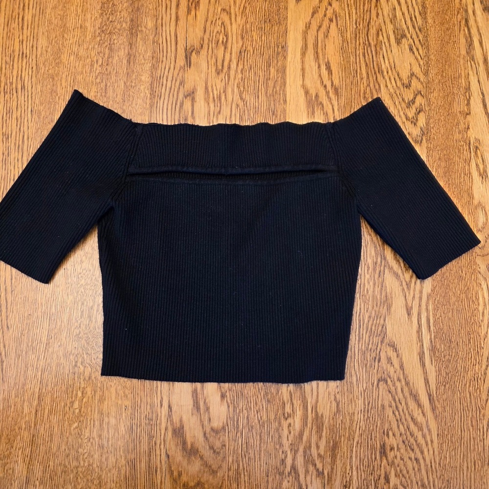 Forever 21 M Black Off The Shoulder Ribbed Cut Out Crop Top Pullover‎ Chic Bold